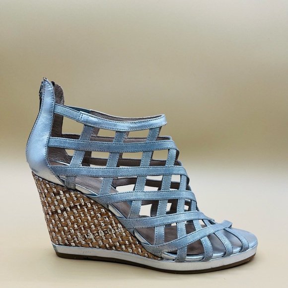 Donald J Pliner Womens Maida2 Wedge Sandal Donald J Pliner Womens Maida2 Wedge Sandal